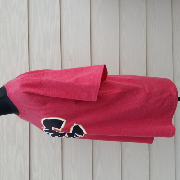 3/$30💥 Calgary Flames Large Logo Unisex Bud T-shirt (L) - Picture 3 of 7